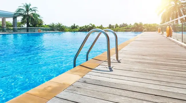 Piscina — hotel para venda em Sesimbra