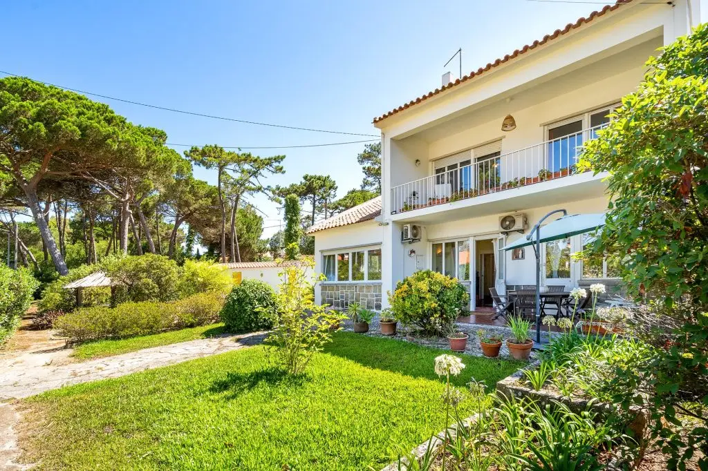 Moradia T4 em Banzão, Colares – Sintra